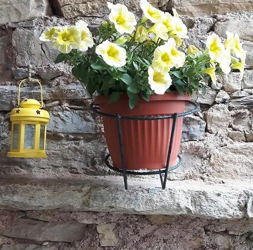 A Ridosso Couette-café Riccò del Golfo di Spezia