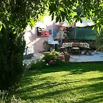 فندق مبيت وإفطار A Ridosso