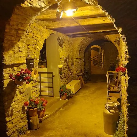 A Ridosso Riccò del Golfo di Spezia