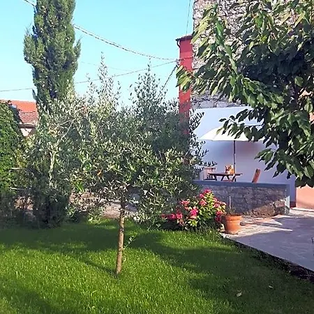 A Ridosso Riccò del Golfo di Spezia