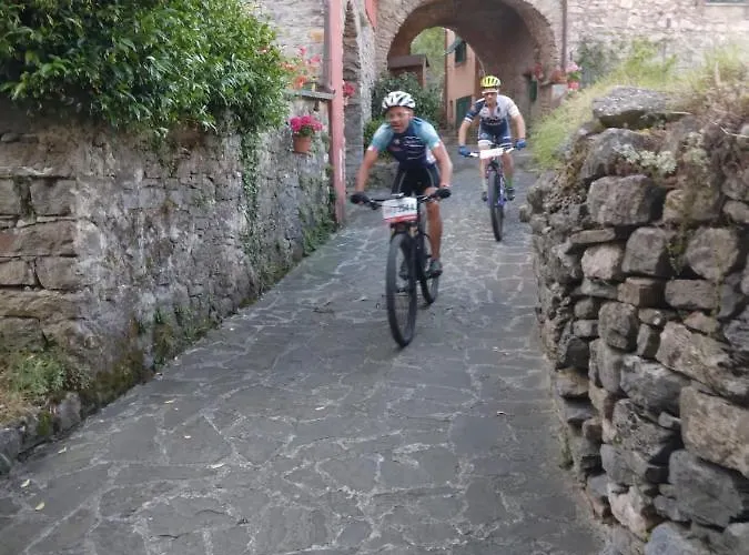 A Ridosso Riccò del Golfo di Spezia