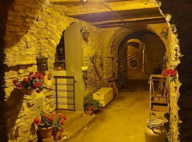 A Ridosso Riccò del Golfo di Spezia