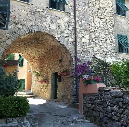 Panzió A Ridosso Riccò del Golfo di Spezia