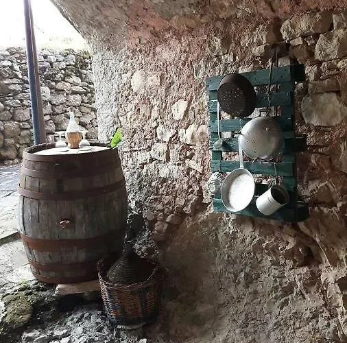 A Ridosso Riccò del Golfo di Spezia